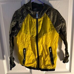 Nike Boys Windbreaker